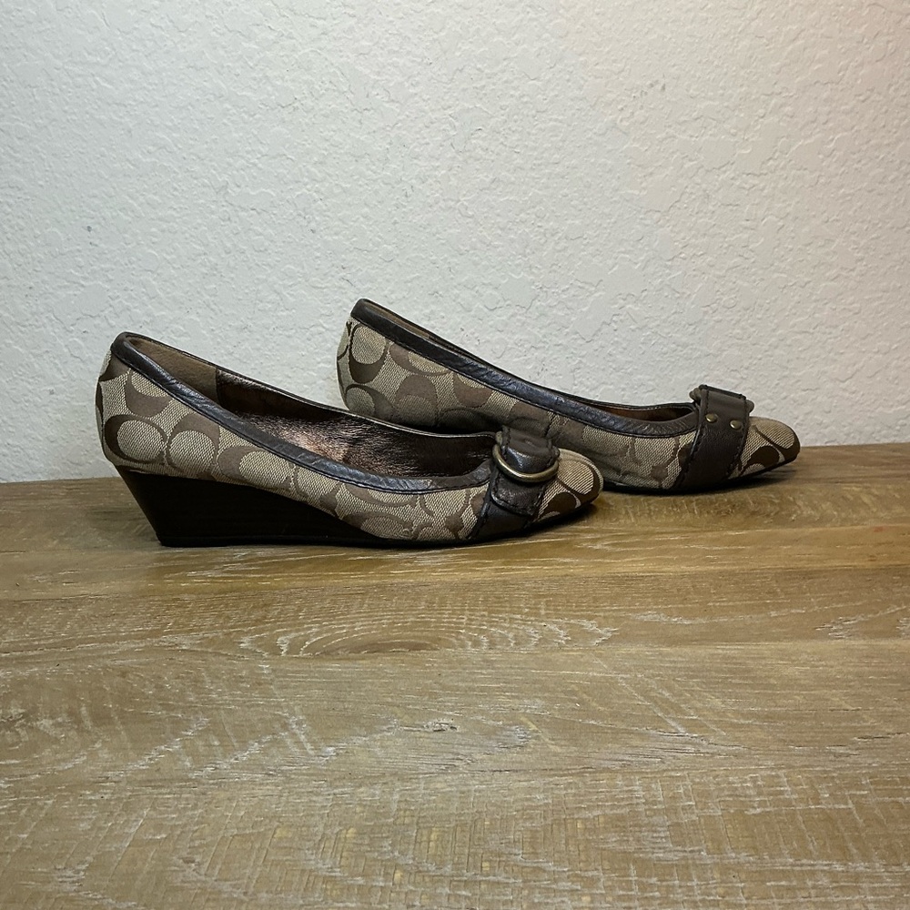 Coach Vintage Millie Brown Canvas Wedge with Leather and Buckle Accent Size 7 - Picture 10 of 12